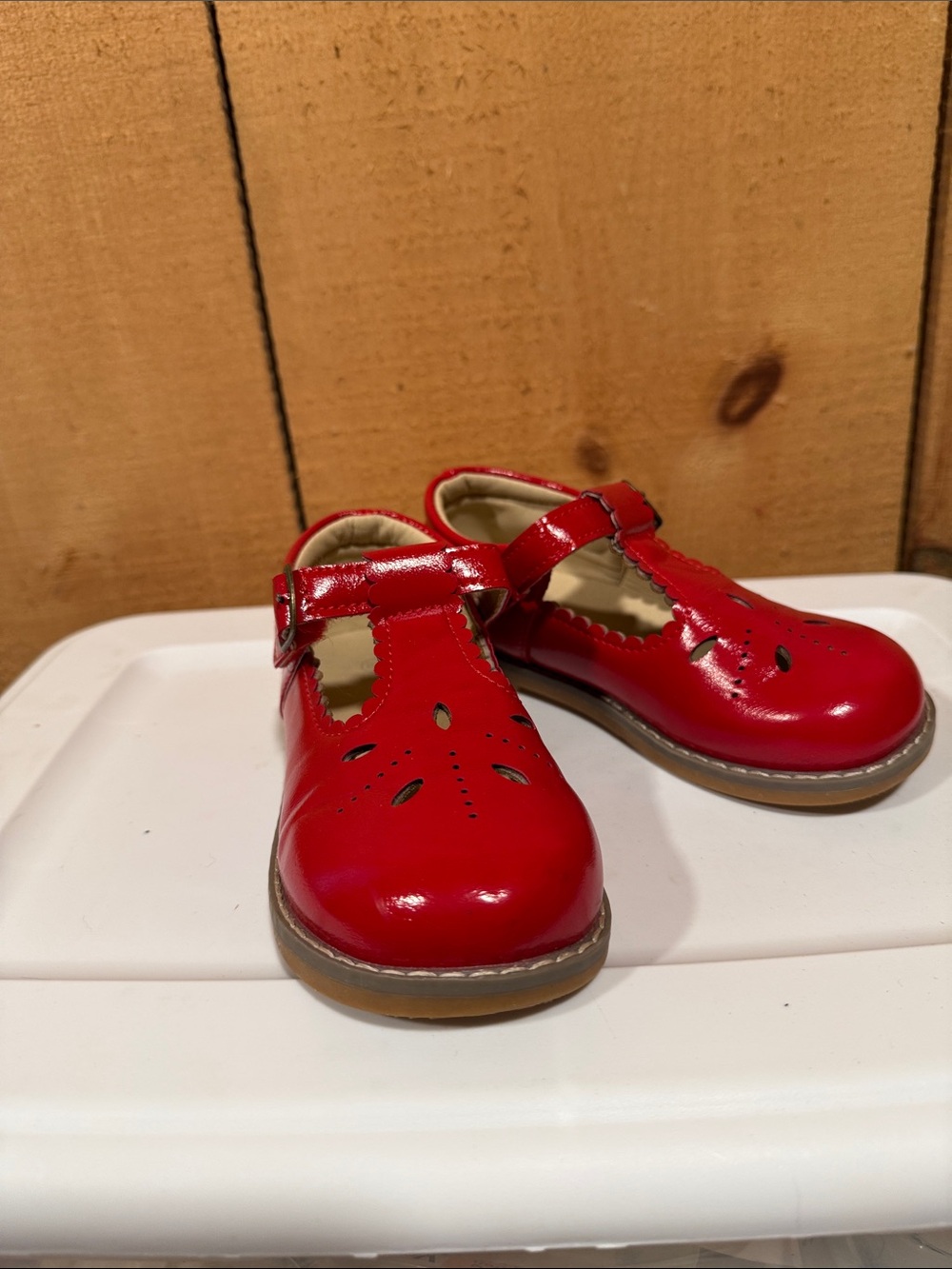 Source Unknown Red Patent T-Strap Mary Jane Kids Dress Shoes